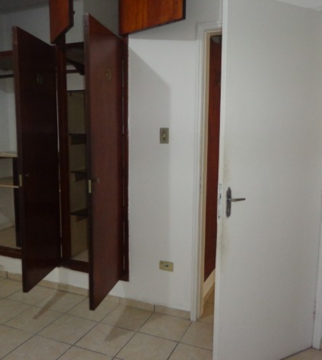 C0025 32.JPG